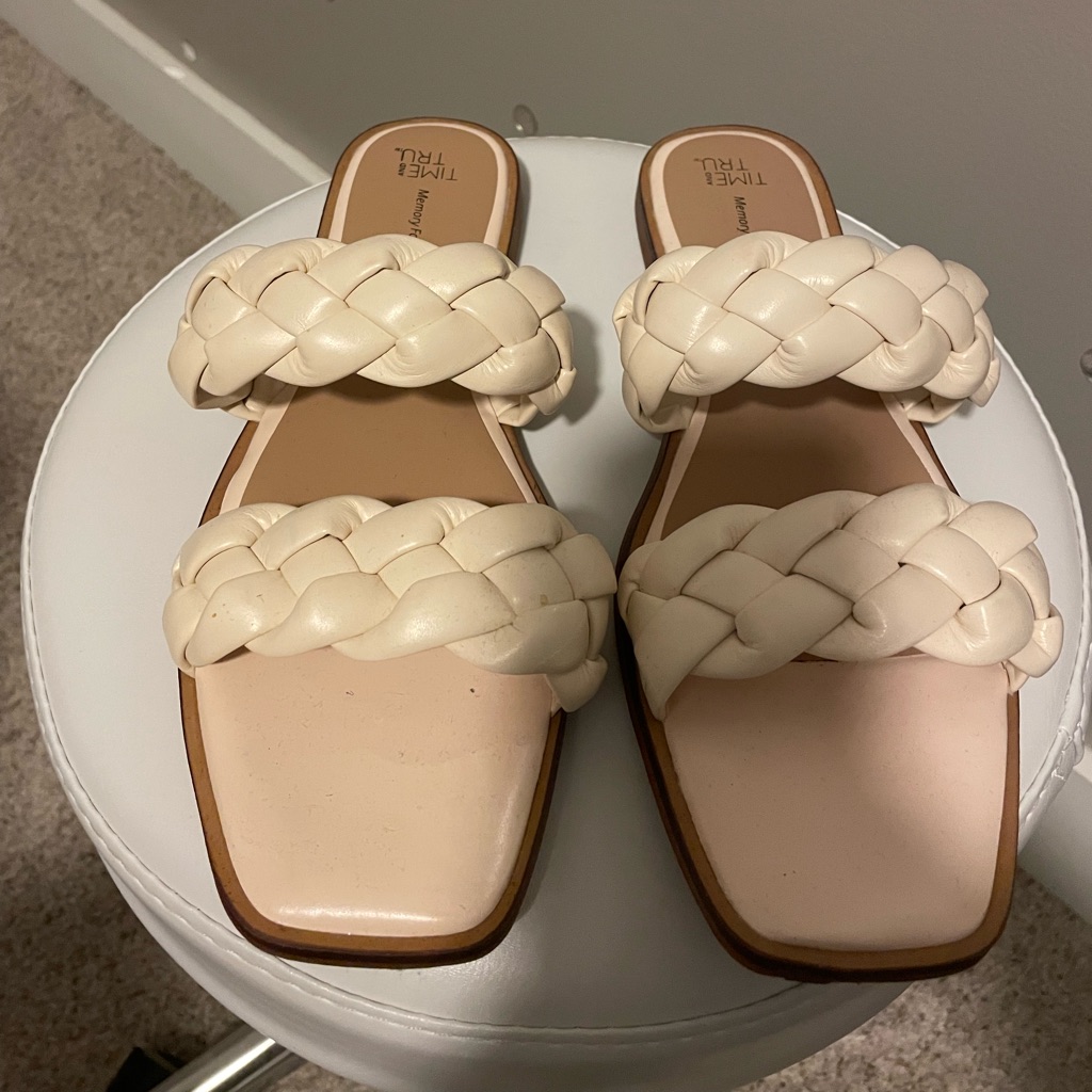 Off White Flats